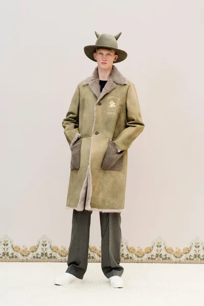 Look 43
